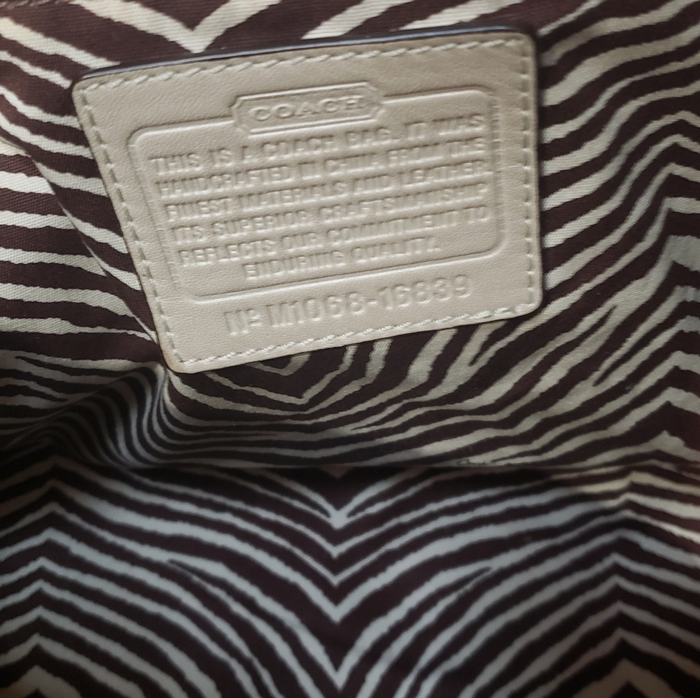 Coach Python Natalie tote - Picture 7 of 8